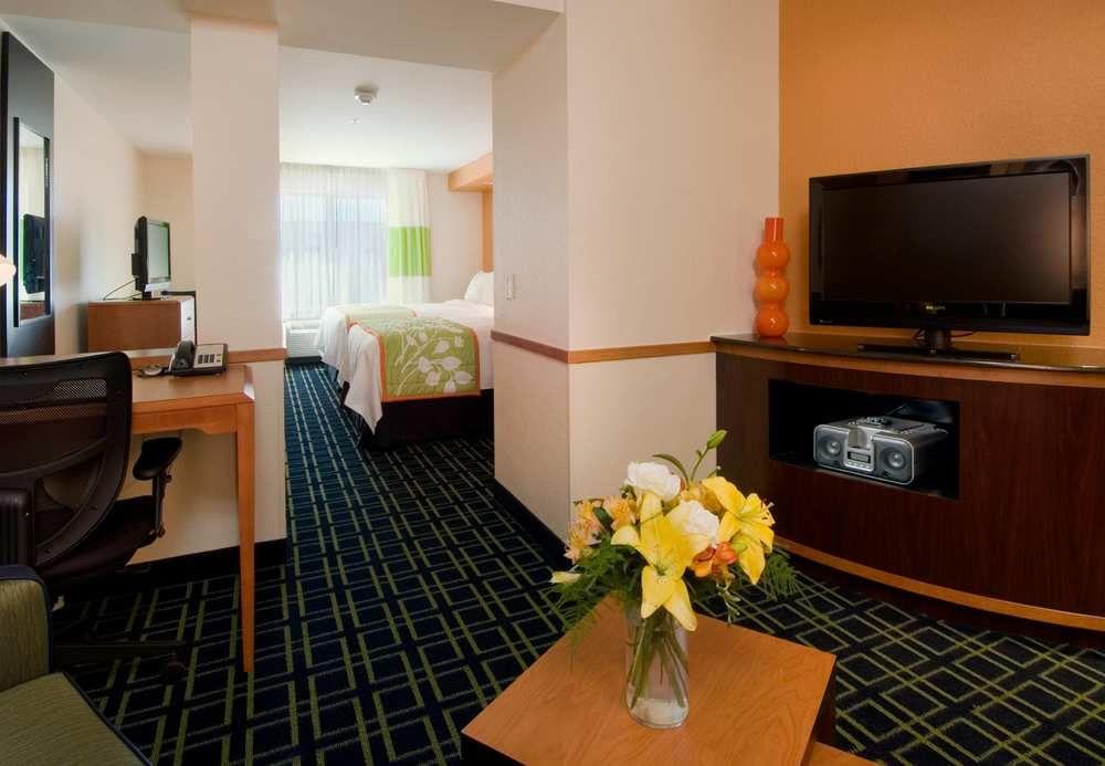 Fairfield Inn & Suites By Marriott Austin Parmer Tech Ridge Екстер'єр фото