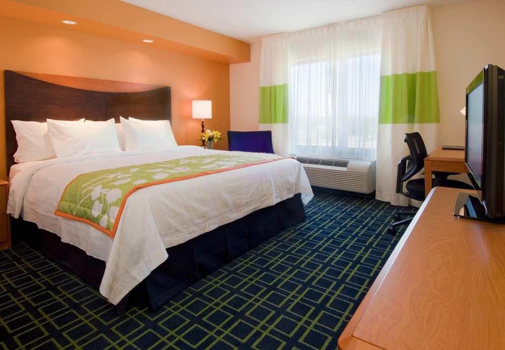Fairfield Inn & Suites By Marriott Austin Parmer Tech Ridge Екстер'єр фото